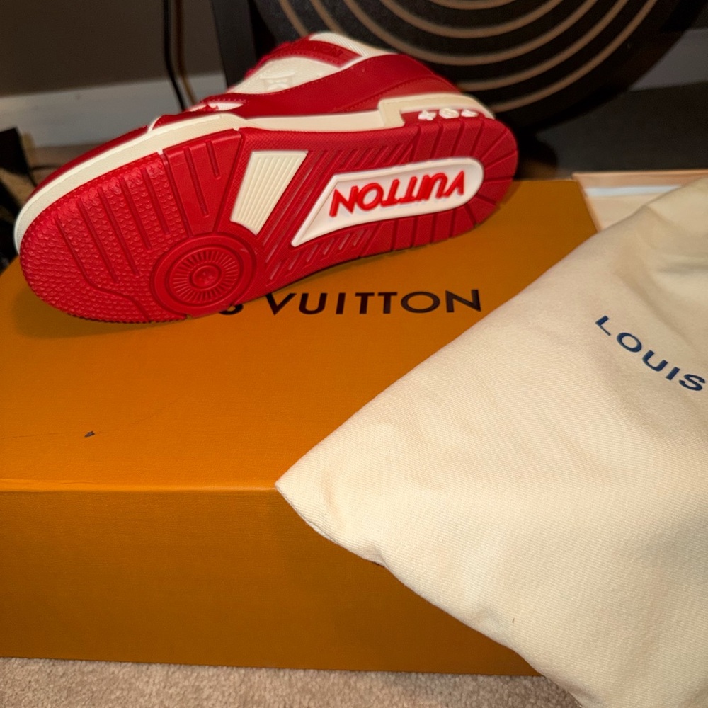 LV Red and White Low-Top Sneaker - Picture 3 of 5